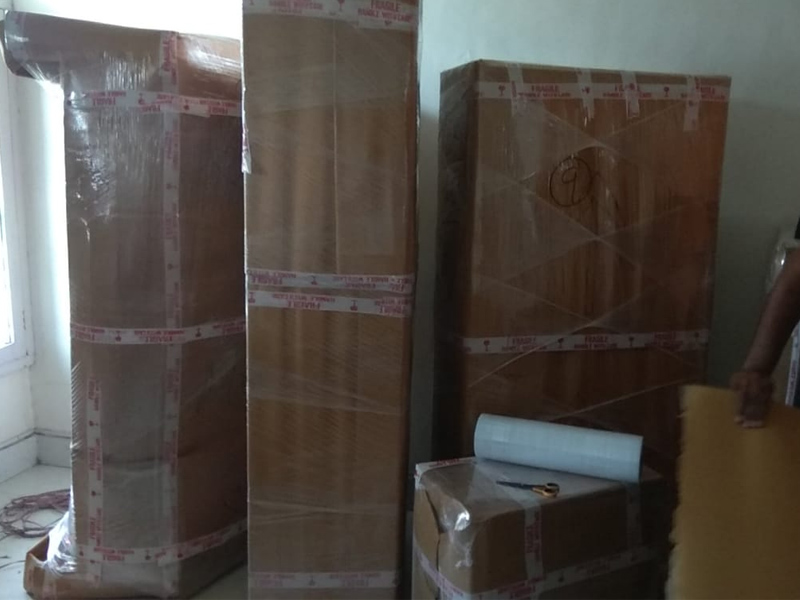 LEO Express Packers and Movers